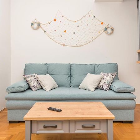 Deluxe 3 Bedroom Apartment With Sea View Baška Voda المظهر الخارجي الصورة